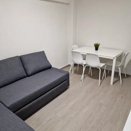 Cercano Al Centro Y A La Playa Santender